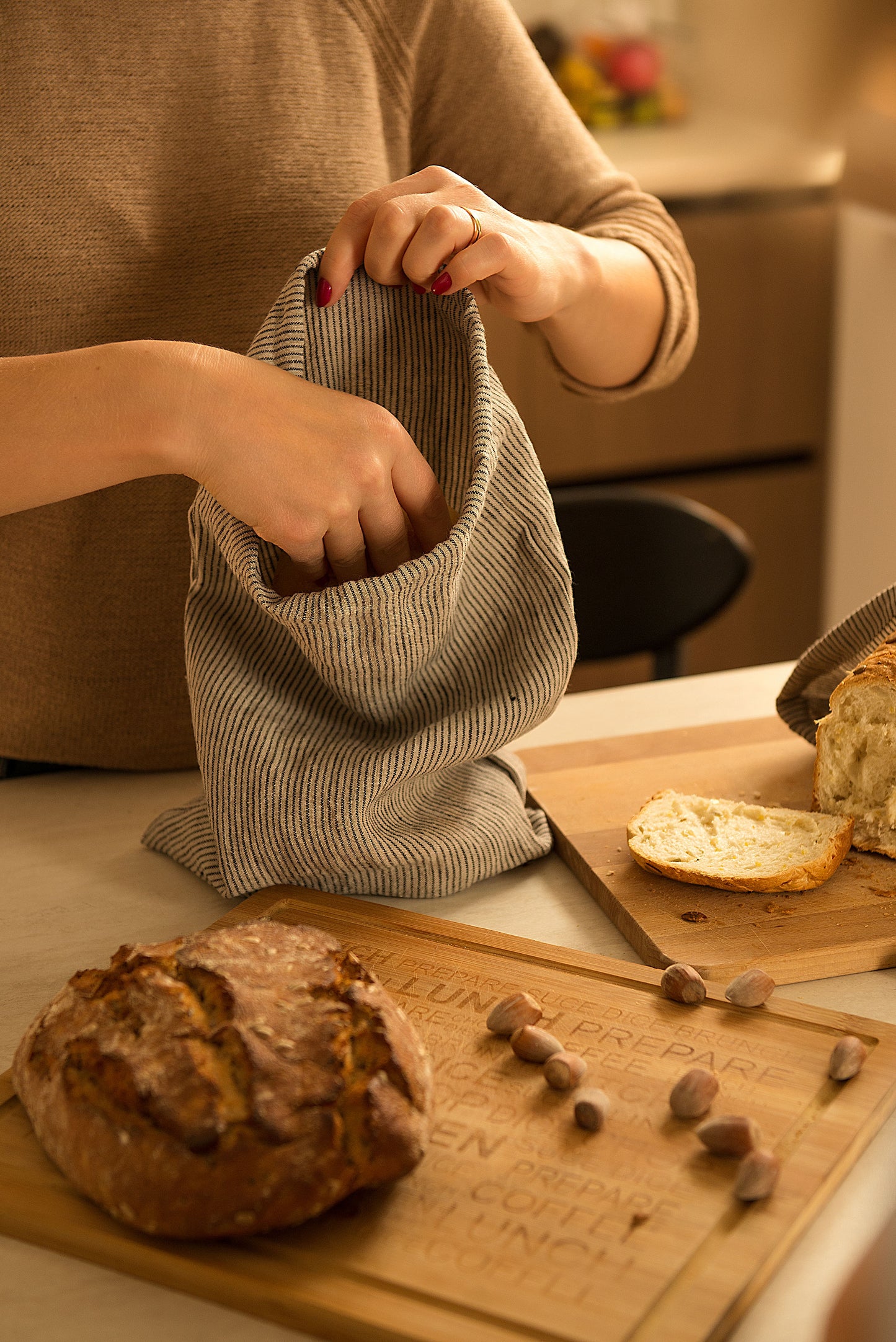 bread bag to keep bread fresh