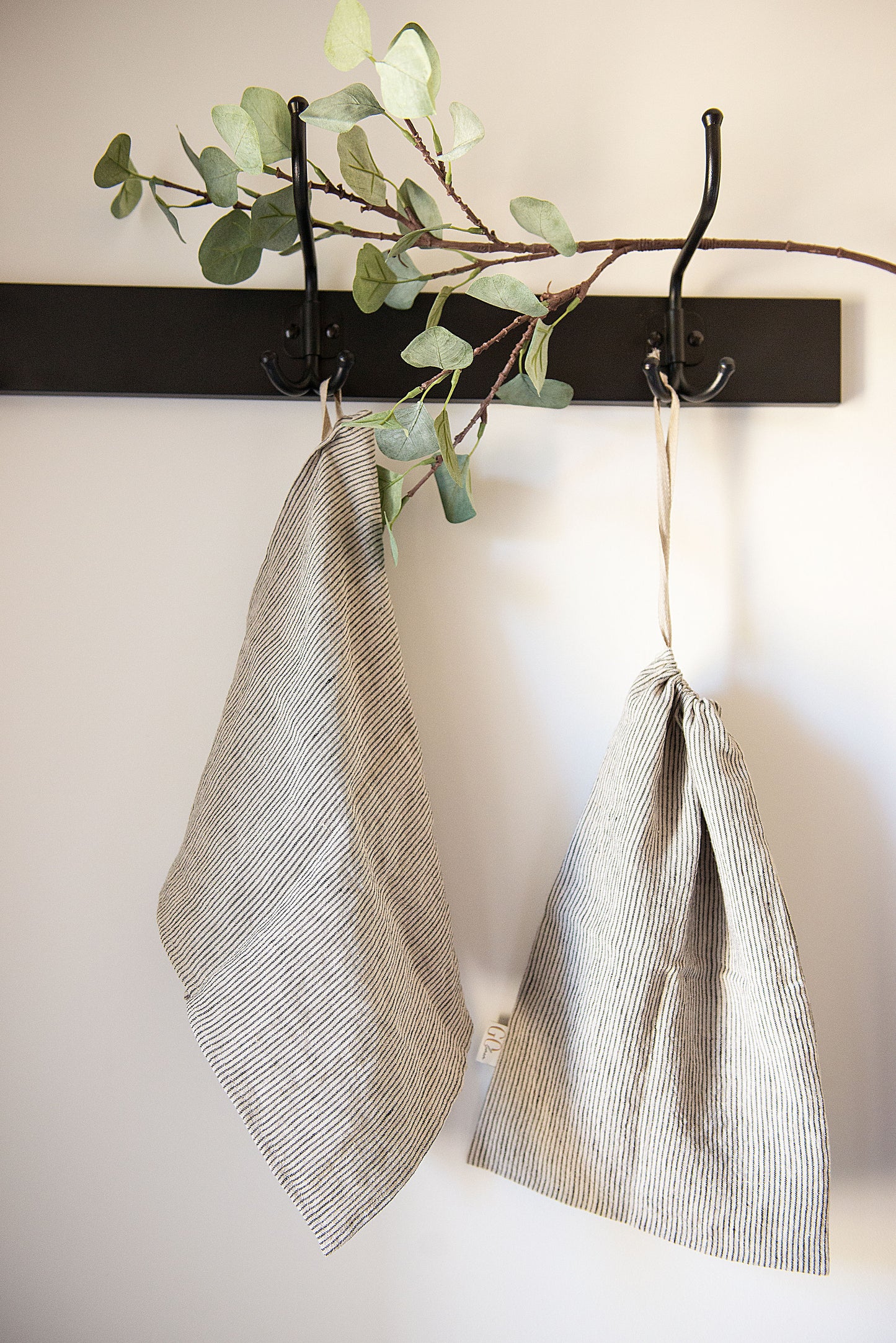 reusable bread bag and hanging tea towel