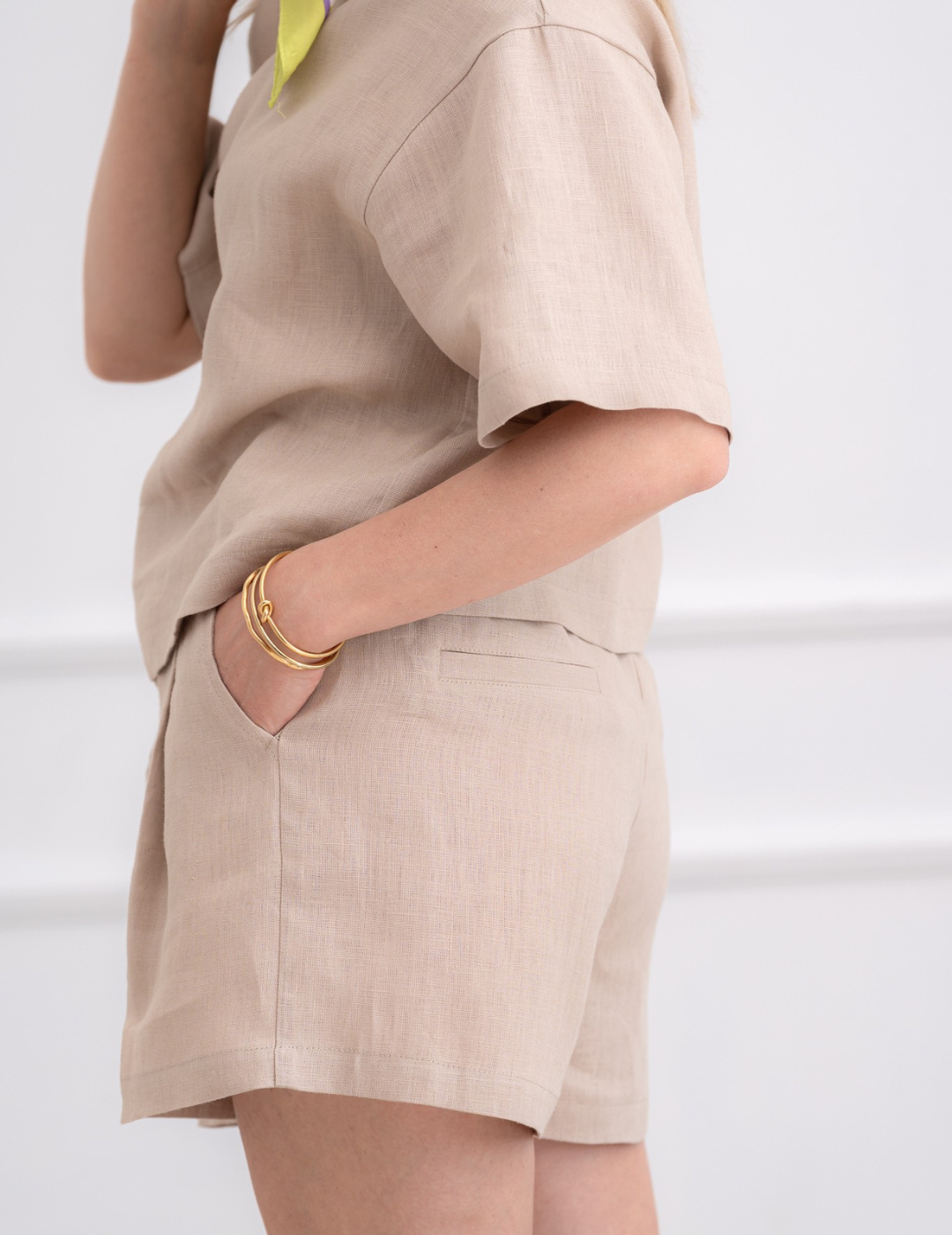 Short linen shorts CLOVER - beige