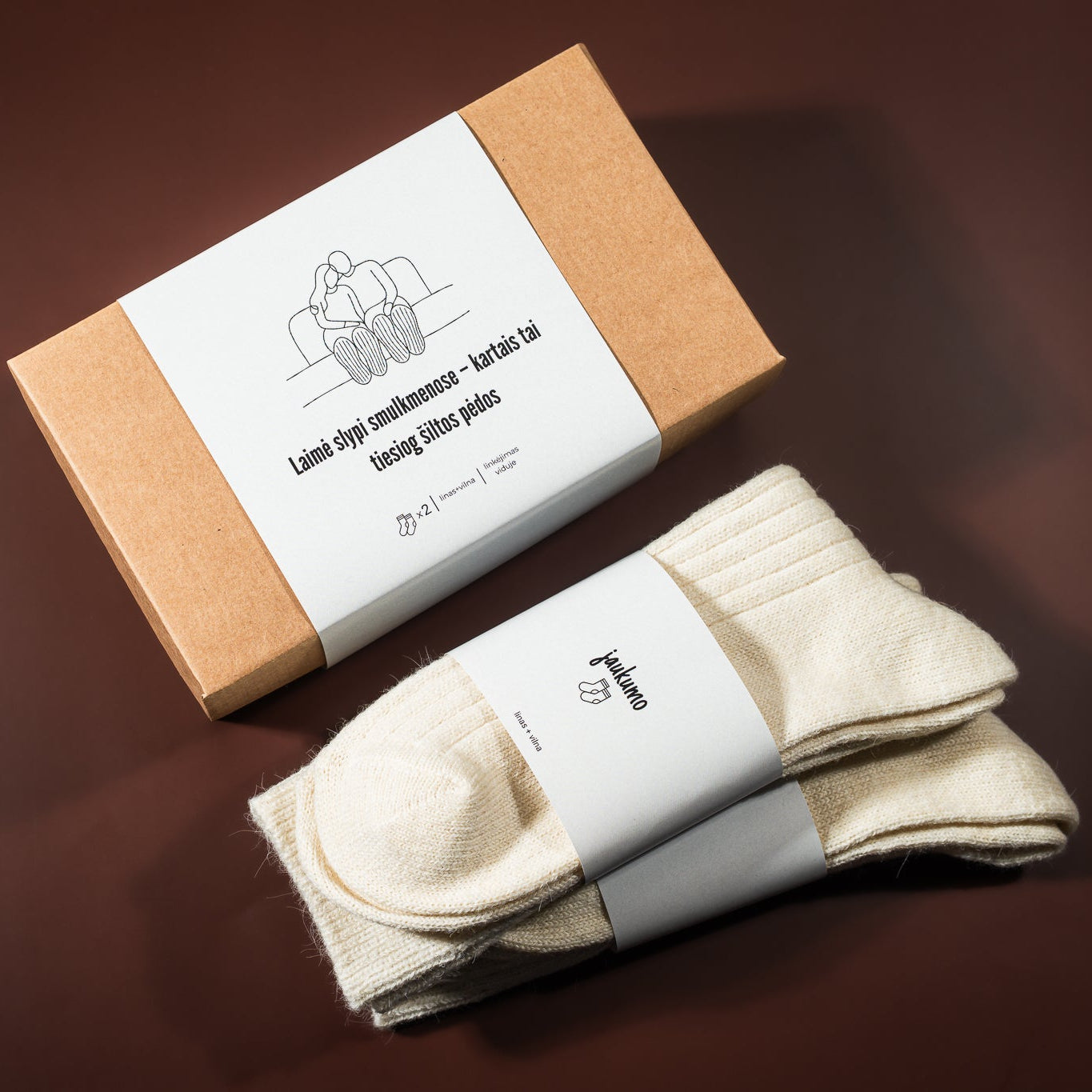 Dvii poros kojinių dovanų dėžutėje - dovana porai