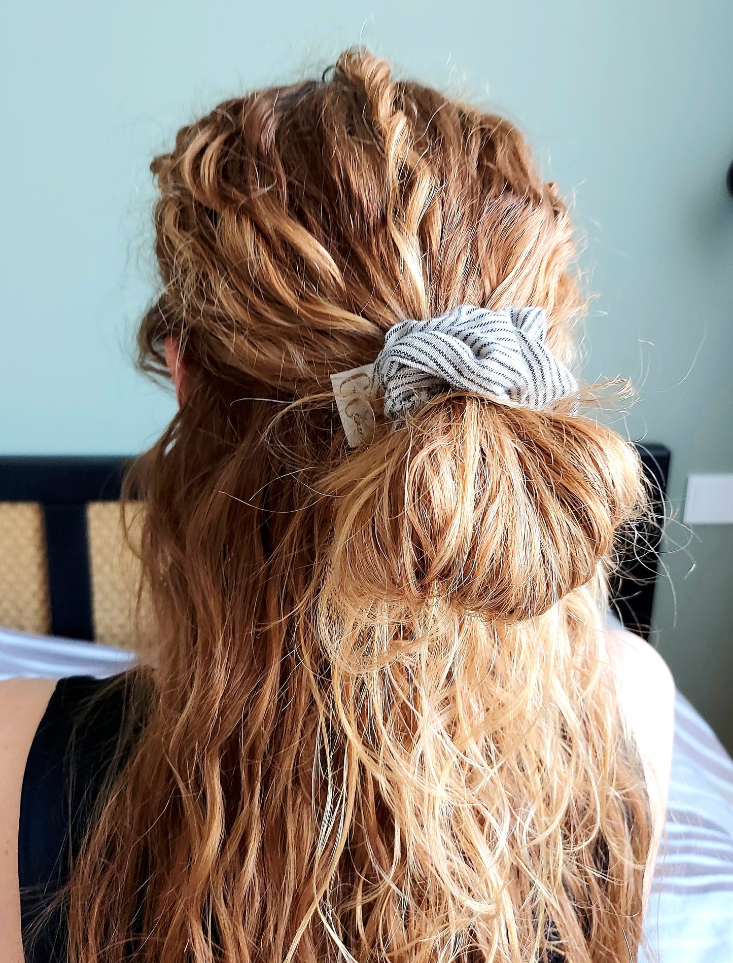 Linen Hair Scrunchie - Made from 100 % linen fabric waste!